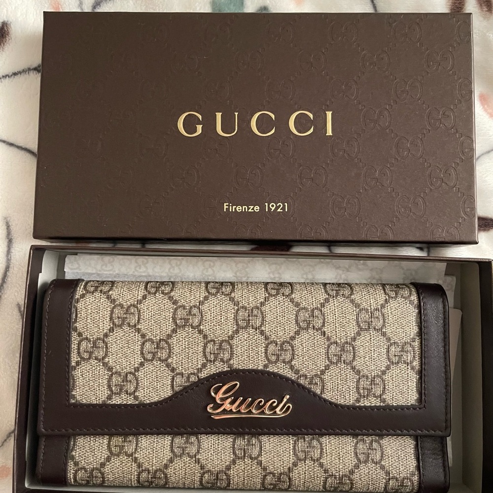 Auth Gucci Fold Long Wallet GG Beige